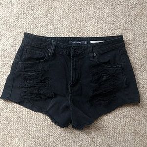 Black Heart High-rise Shorts size 3 in Black